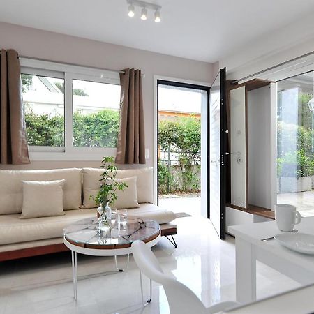 Alekos Luxury Suites Free 24H Transportation From - To Airport Artemida  Esterno foto
