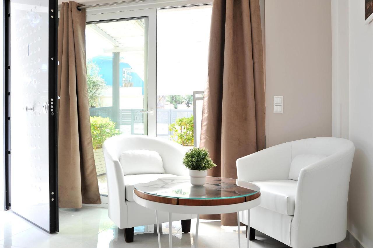Alekos Luxury Suites Free 24H Transportation From - To Airport Artemida  Esterno foto
