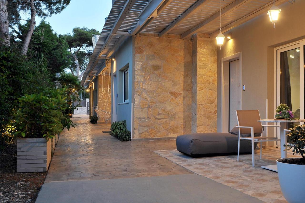 Alekos Luxury Suites Free 24H Transportation From - To Airport Artemida  Esterno foto