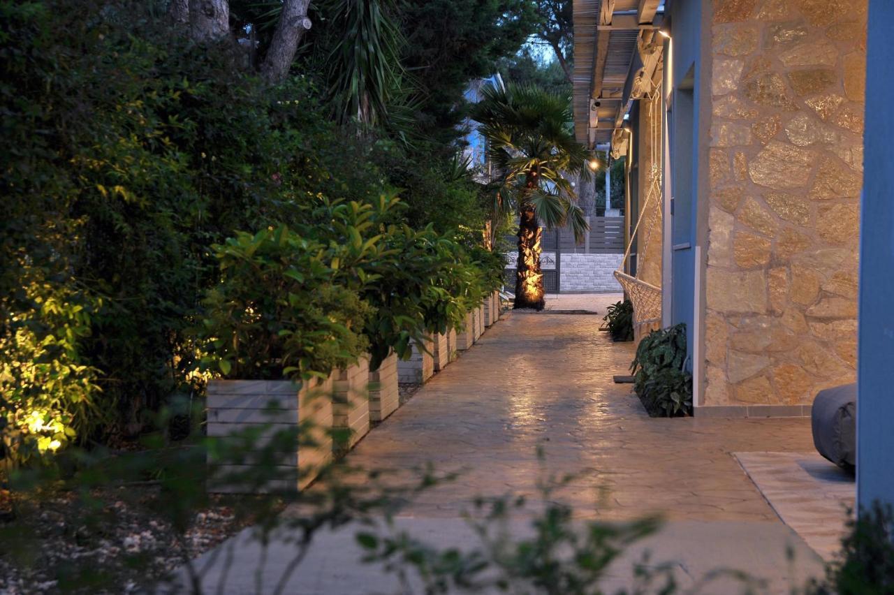 Alekos Luxury Suites Free 24H Transportation From - To Airport Artemida  Esterno foto
